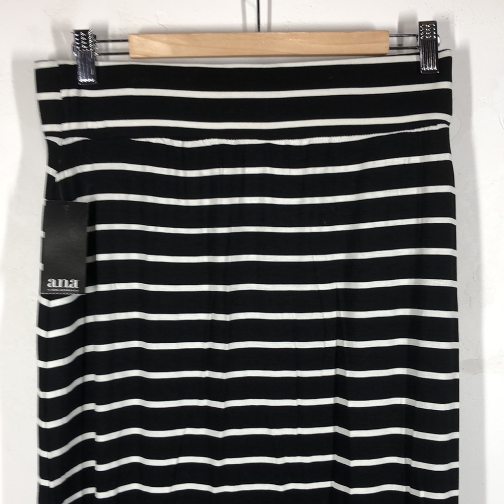 NWT a.n.a black and white stripe maxi skirt medium - Picture 7 of 11